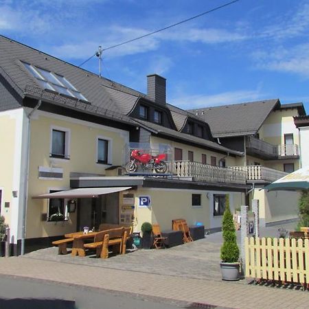 Hotel & Restaurant Huellen Barweiler Exterior foto